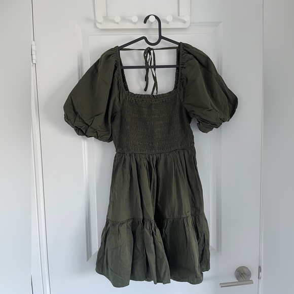 NWT Gap puff sleeve smocked green mini dress - Picture 6 of 6